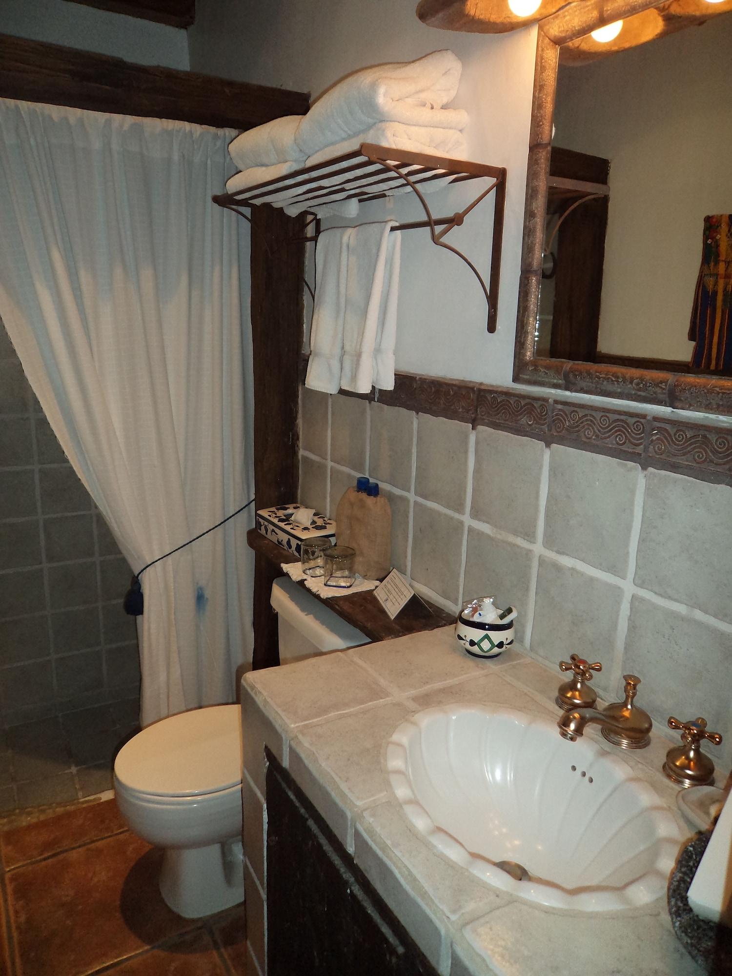 Casa Encantada By Porta Hotels Antigua Bagian luar foto