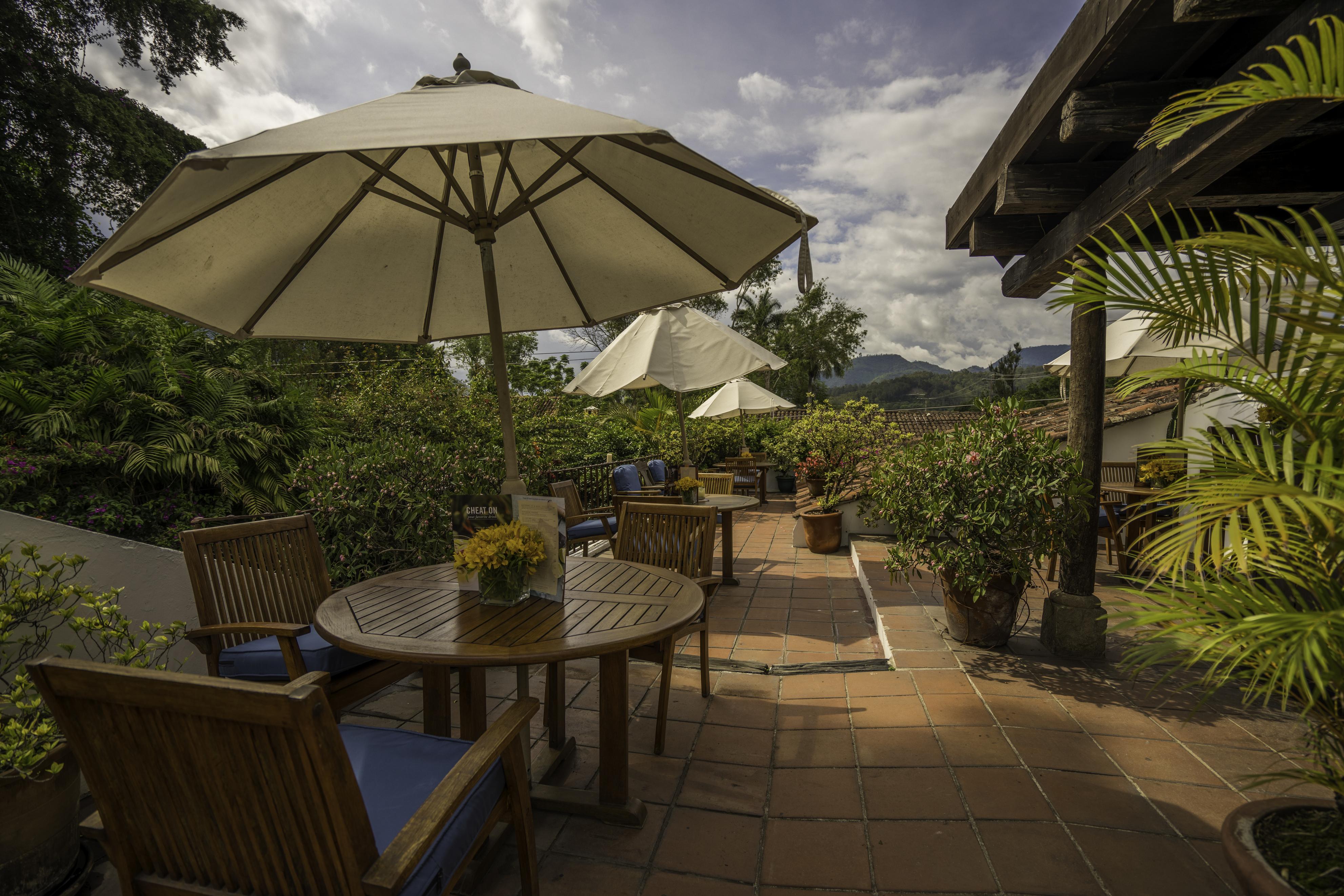 Casa Encantada By Porta Hotels Antigua Bagian luar foto