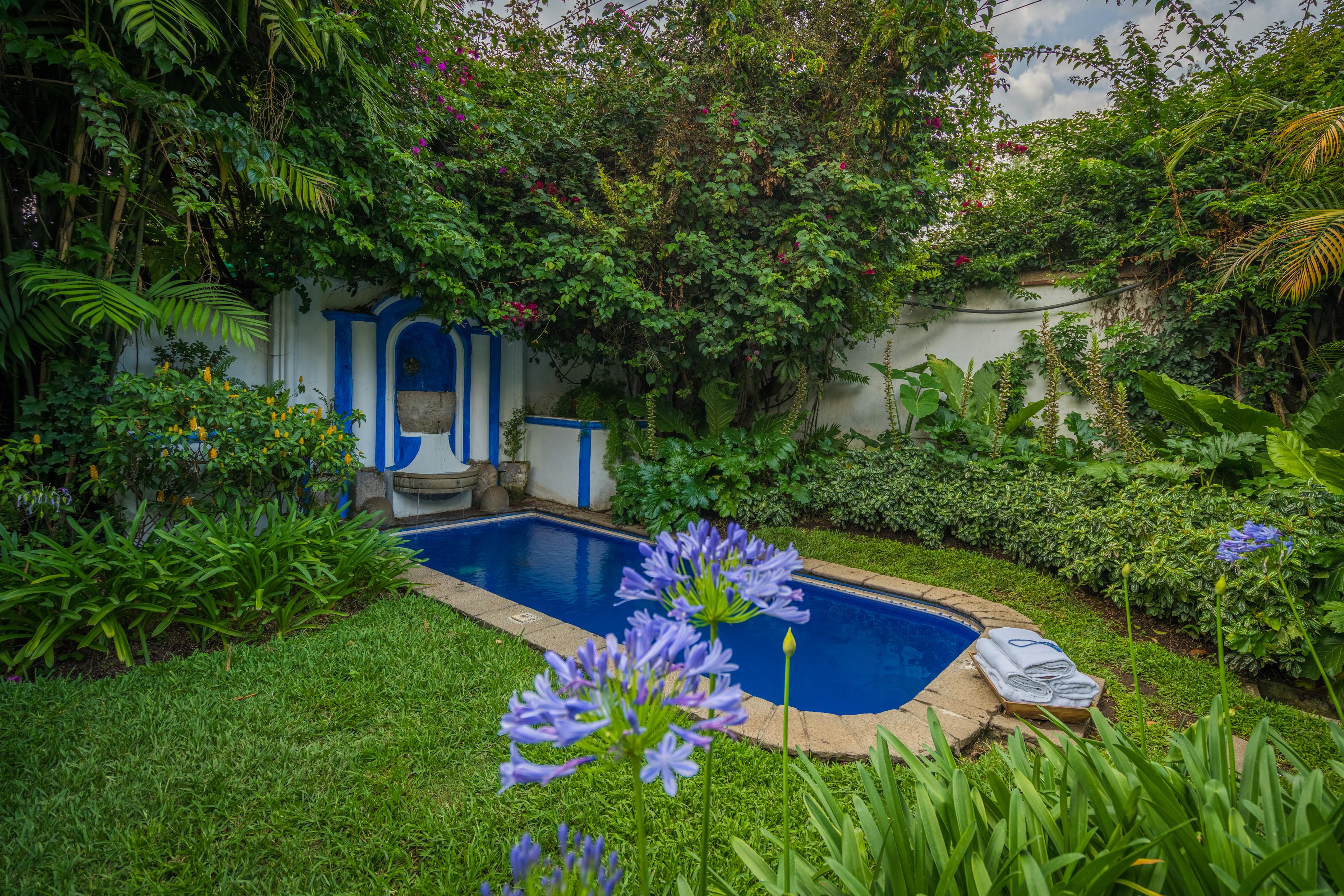 Casa Encantada By Porta Hotels Antigua Bagian luar foto