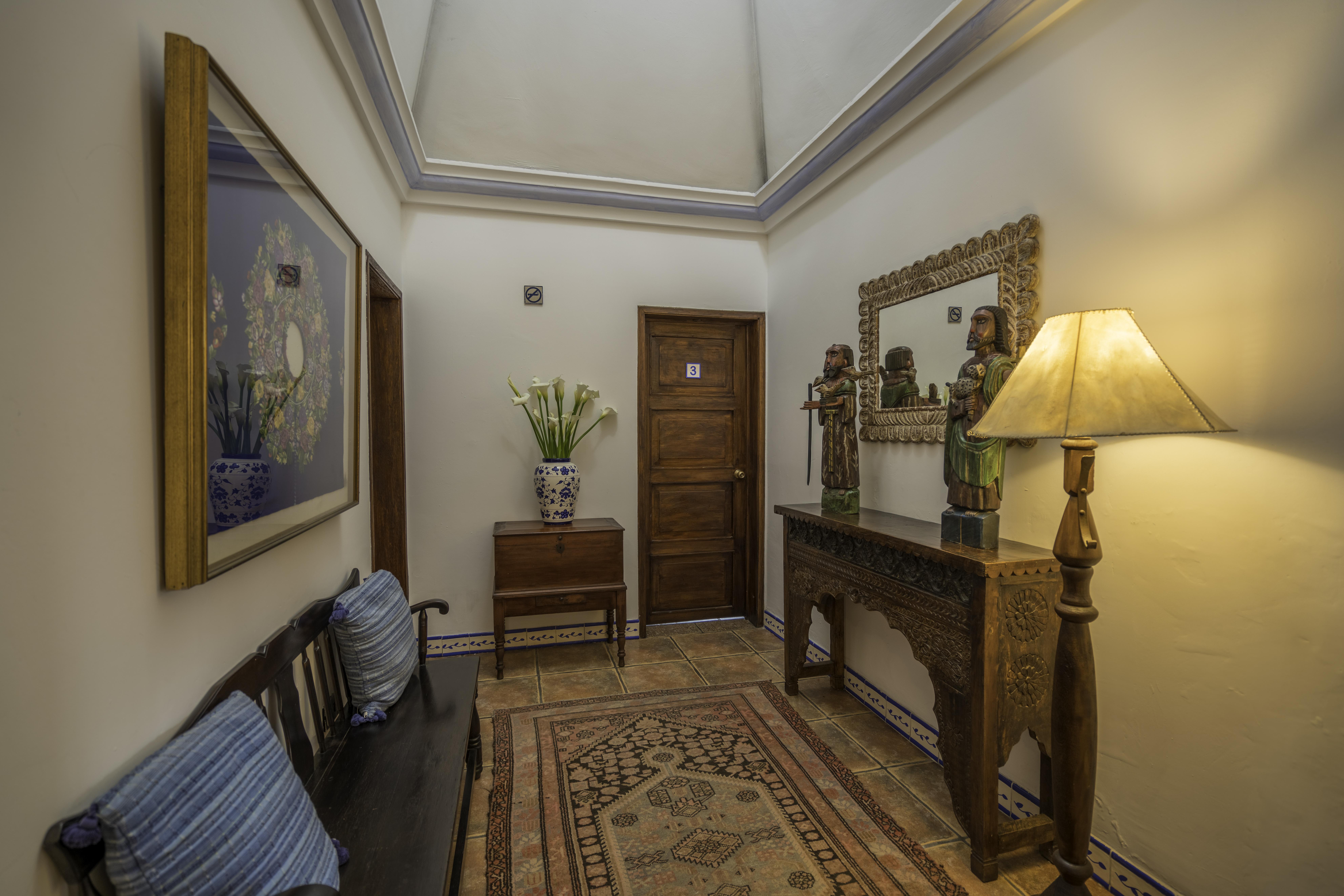 Casa Encantada By Porta Hotels Antigua Bagian luar foto