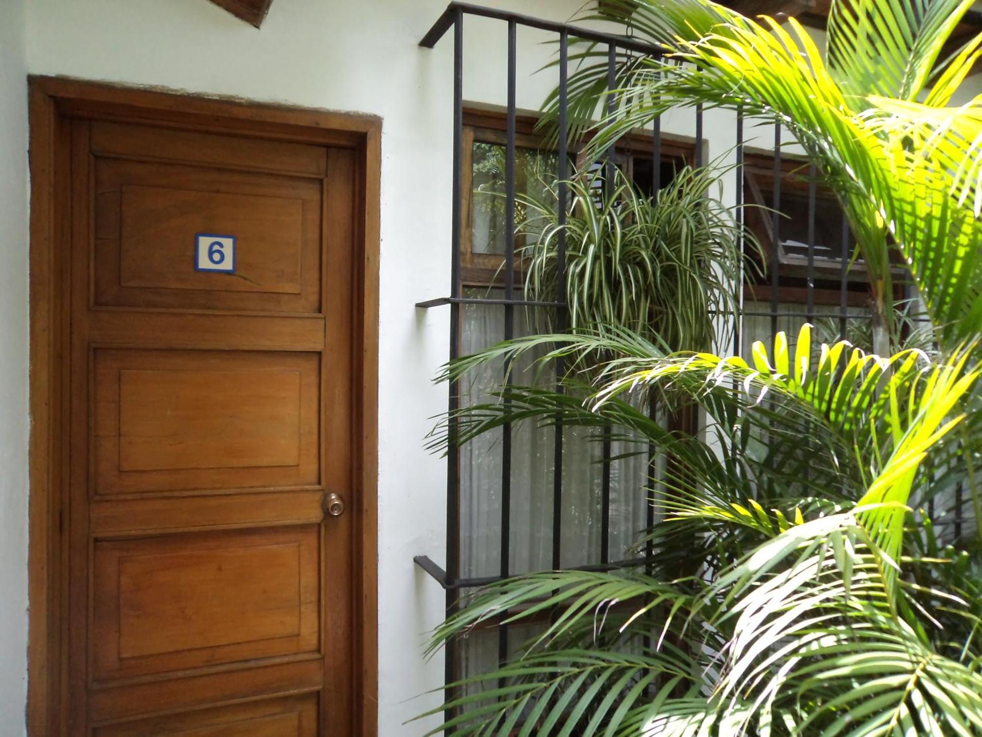 Casa Encantada By Porta Hotels Antigua Bagian luar foto