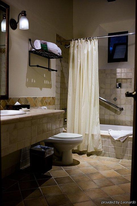 Casa Encantada By Porta Hotels Antigua Bagian luar foto
