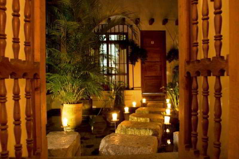 Casa Encantada By Porta Hotels Antigua Bagian luar foto